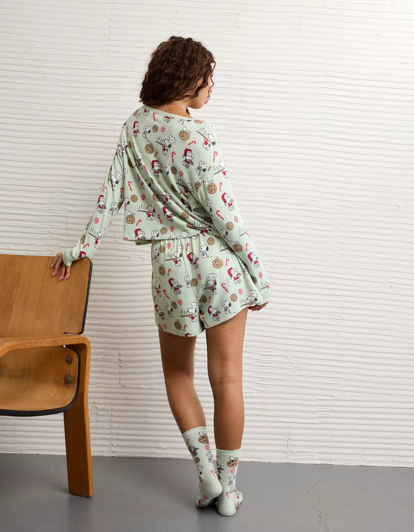 🎄 Snoopy Holiday PJ Set – AE Luxe Plush (Edición Especial)