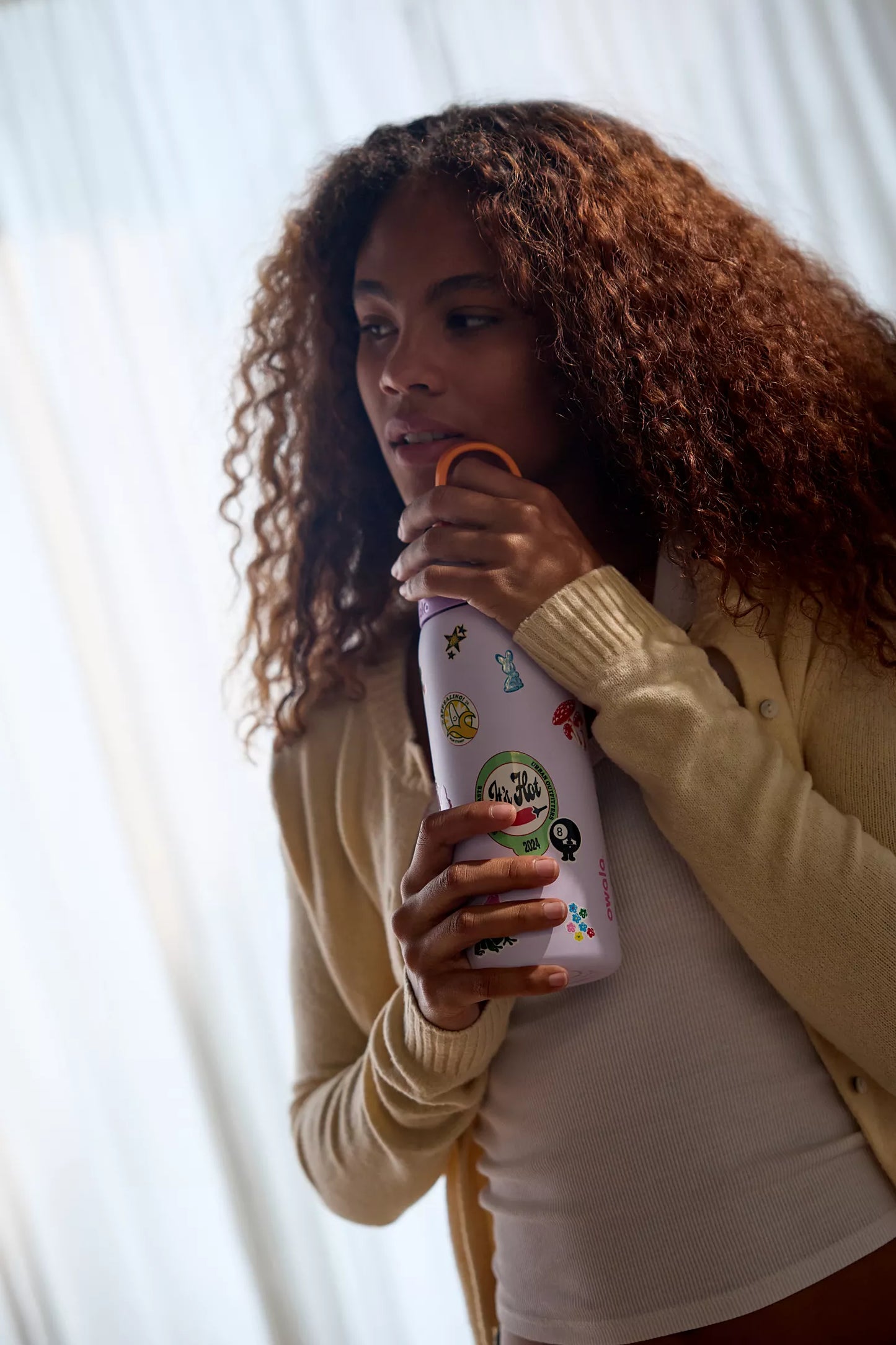 💧 Owala FreeSip 32 oz – UO Exclusive Edition