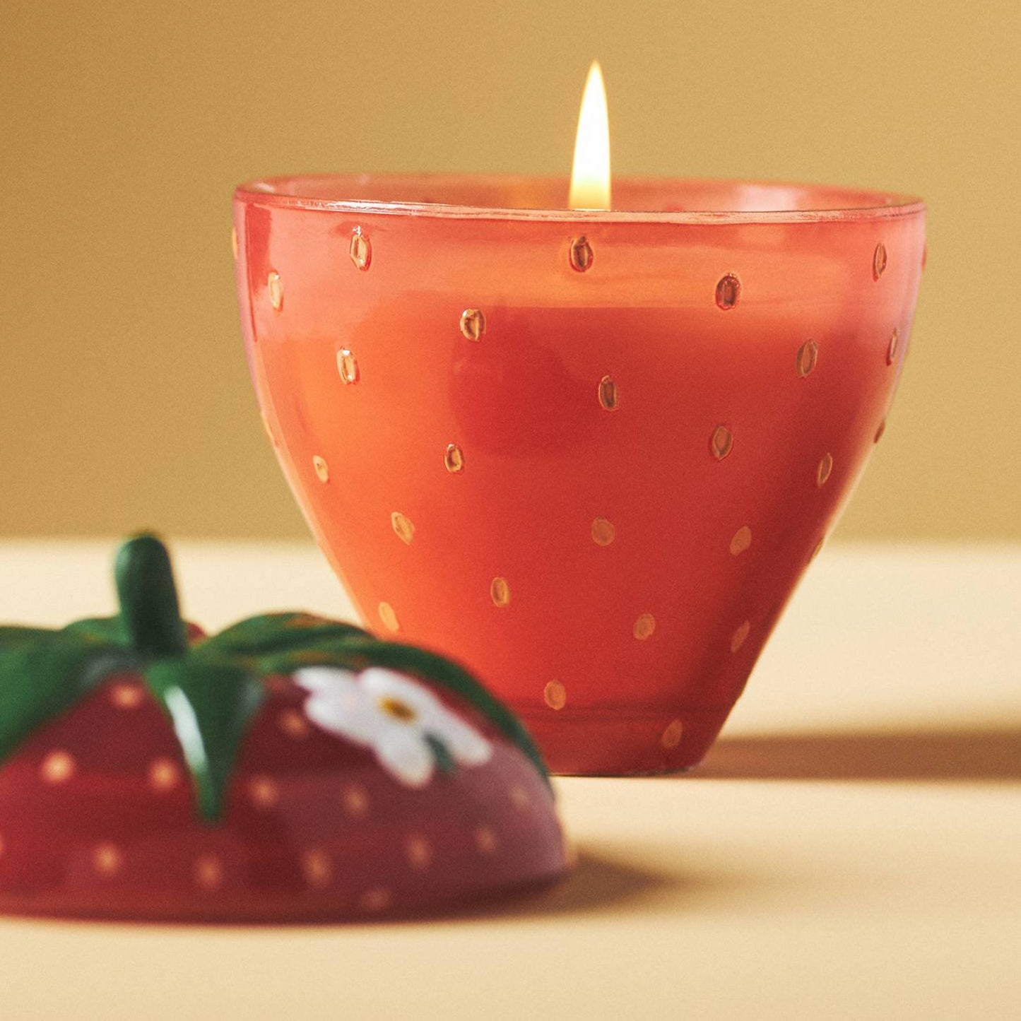 Strawberry-Shaped Fruity Strawberry & Guava Glass Candle