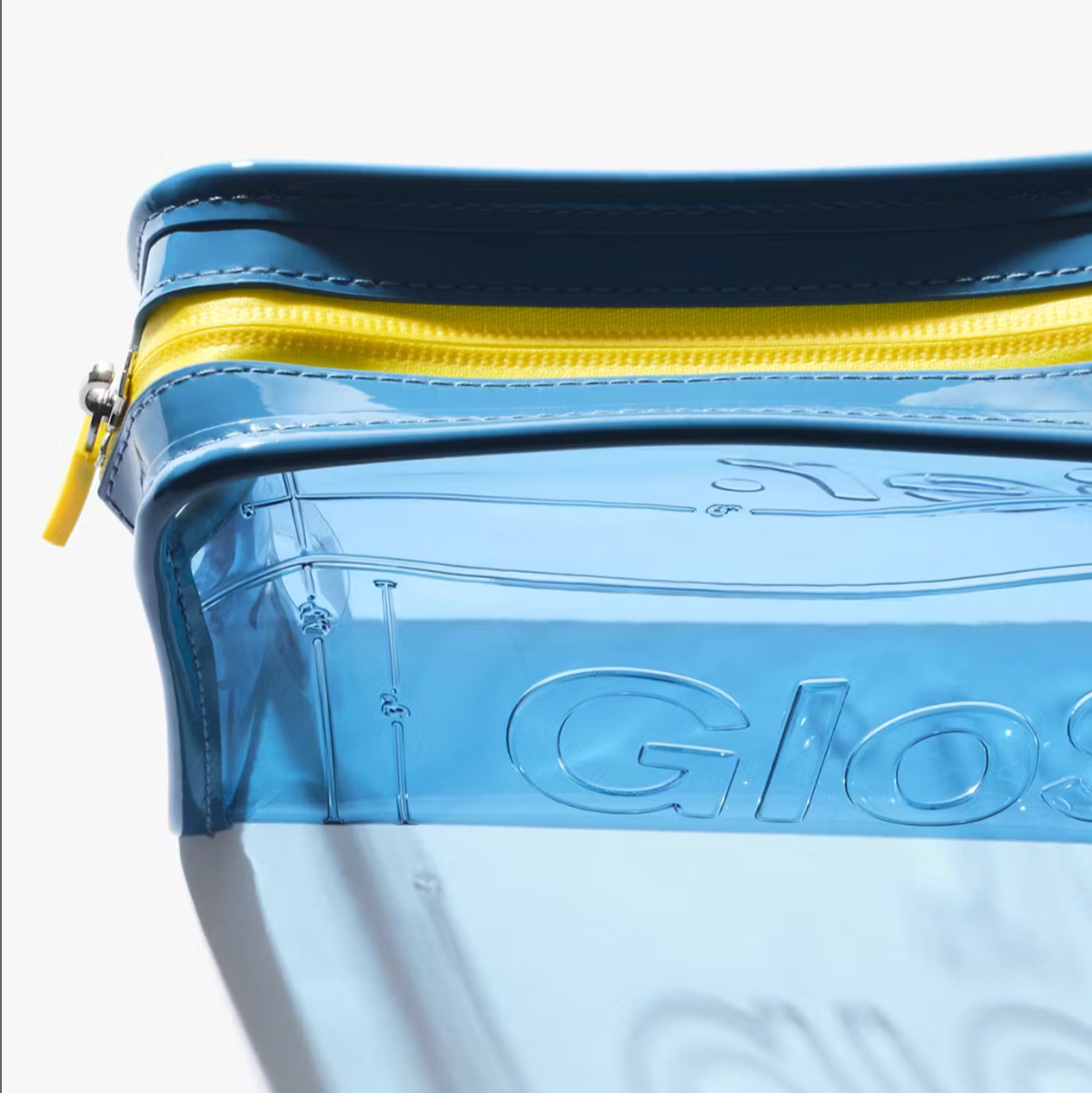 Mini Clear Beauty Bag – Cosmetiquera Transparente de Glossier ✨