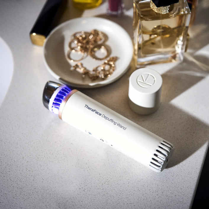 TheraFace Depuffing Wand - Blanco