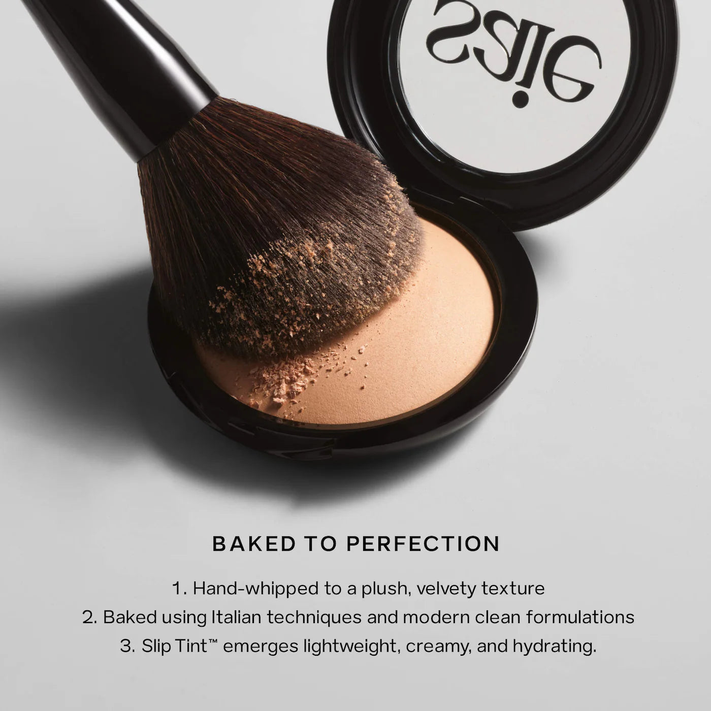 Saie Slip Tint™ Undetectable Baked Setting Powder