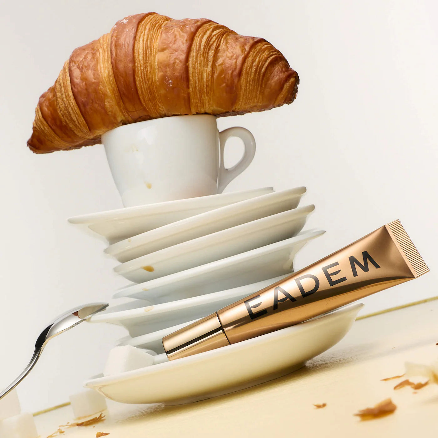 🥐 Le Chouchou Lip Balm – EADEM (Croissant au Beurre · Edición Limitada)