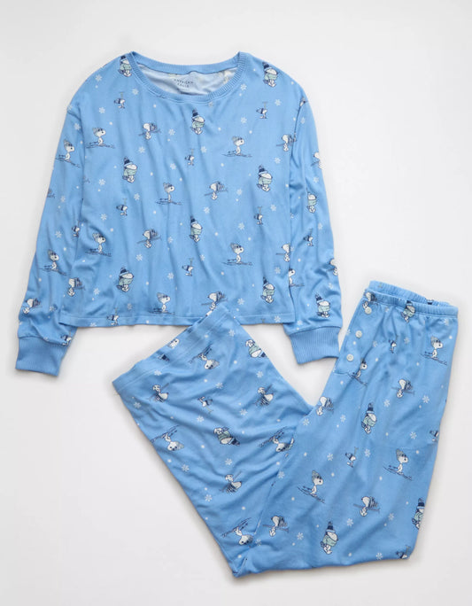 💙 Snoopy Long-Sleeve & Pant PJ Set – AE Luxe Plush (Gravity Blue)