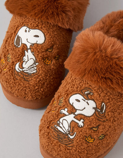 AE Snoopy Fall Scuff Slipper
