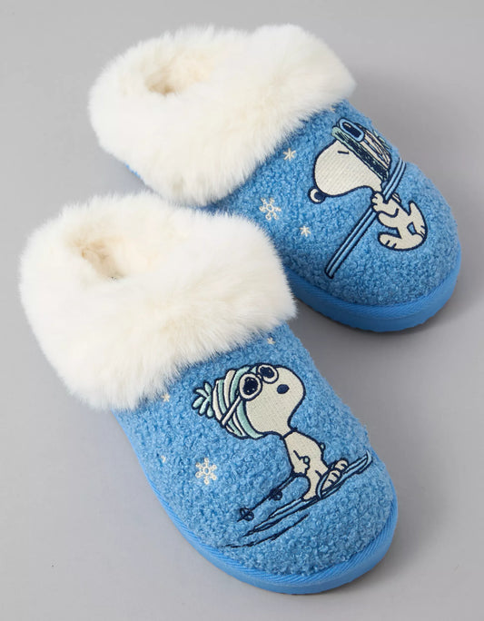 ⛷️ Snoopy Ski Scuff Slipper – AE (Edición Especial)