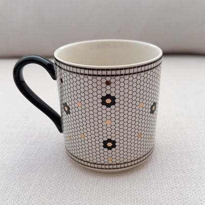 ☕ Bistro Tile Mug Monogram – L – Anthropologie