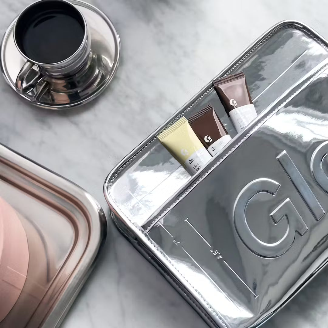 🪩 Chrome Beauty Bag – Glossier