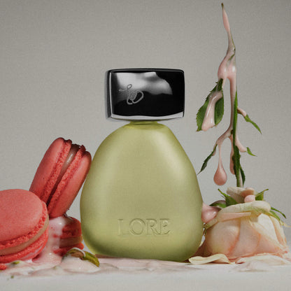 🌹 Lovely and a Little Twisted Eau de Parfum – LORE (con Rose Milk)