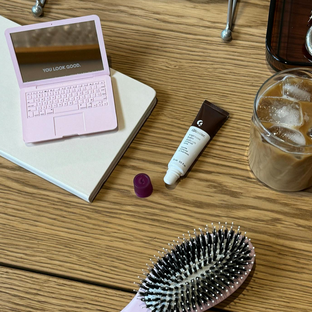 ???? Mini Laptop Mirror – Glossier