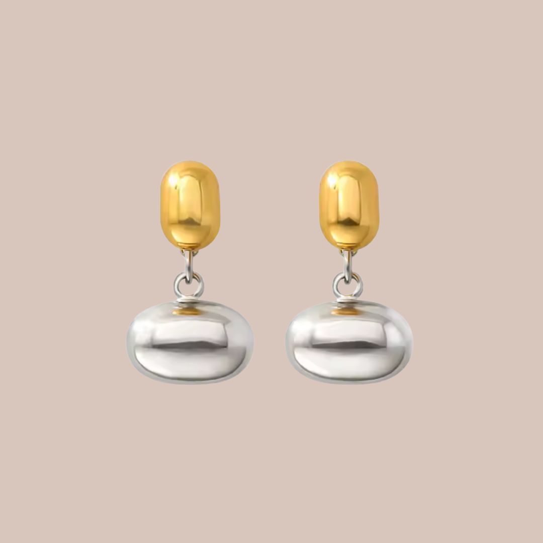 Aretes bicolor dorados y plateados Beans Drop con diseño de formas orgánicas